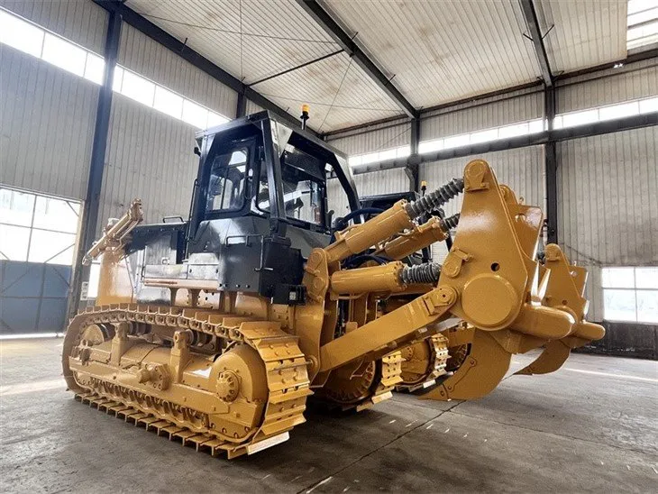Install A Large Fan Desert Type Bulldozer